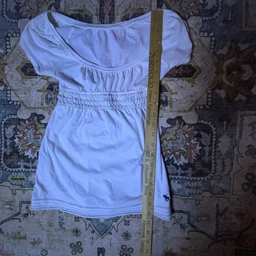 Vintage Abercrombie & Fitch White Empire Waist Babydoll Top Y2K Moose Logo Small - Picture 14 of 15